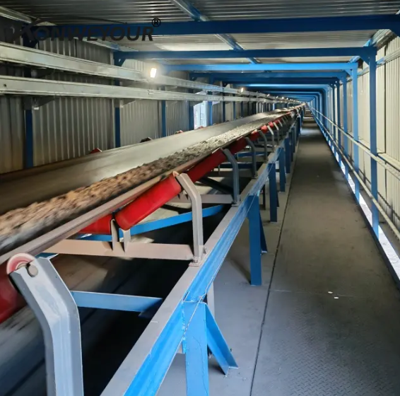 X'inhuma msejħa Rollers Conveyor?